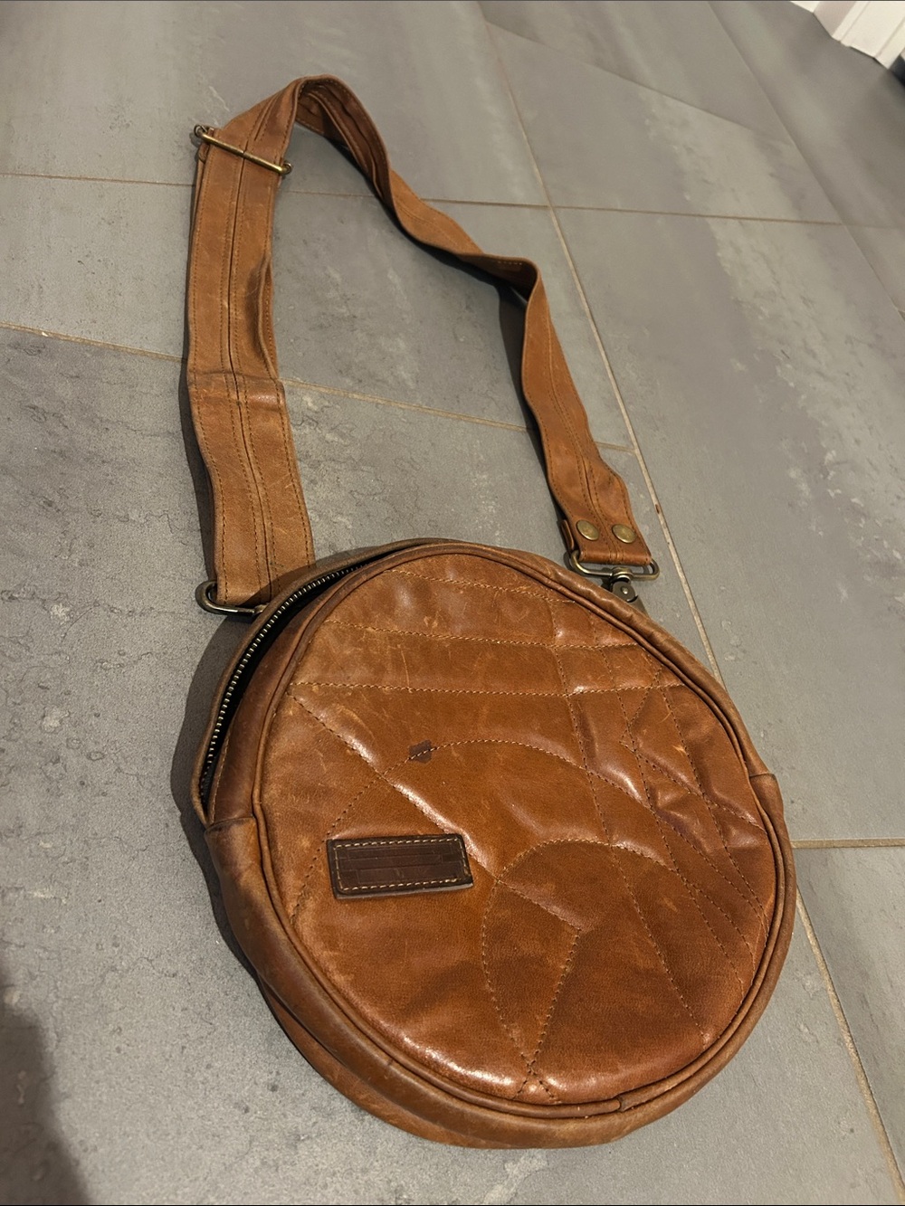 S Hallmaker handmade leather cross body bag